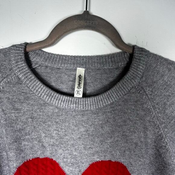 NWOT QUXING Grey Sweater with Red Heart; Size XL - Picture 4 of 8